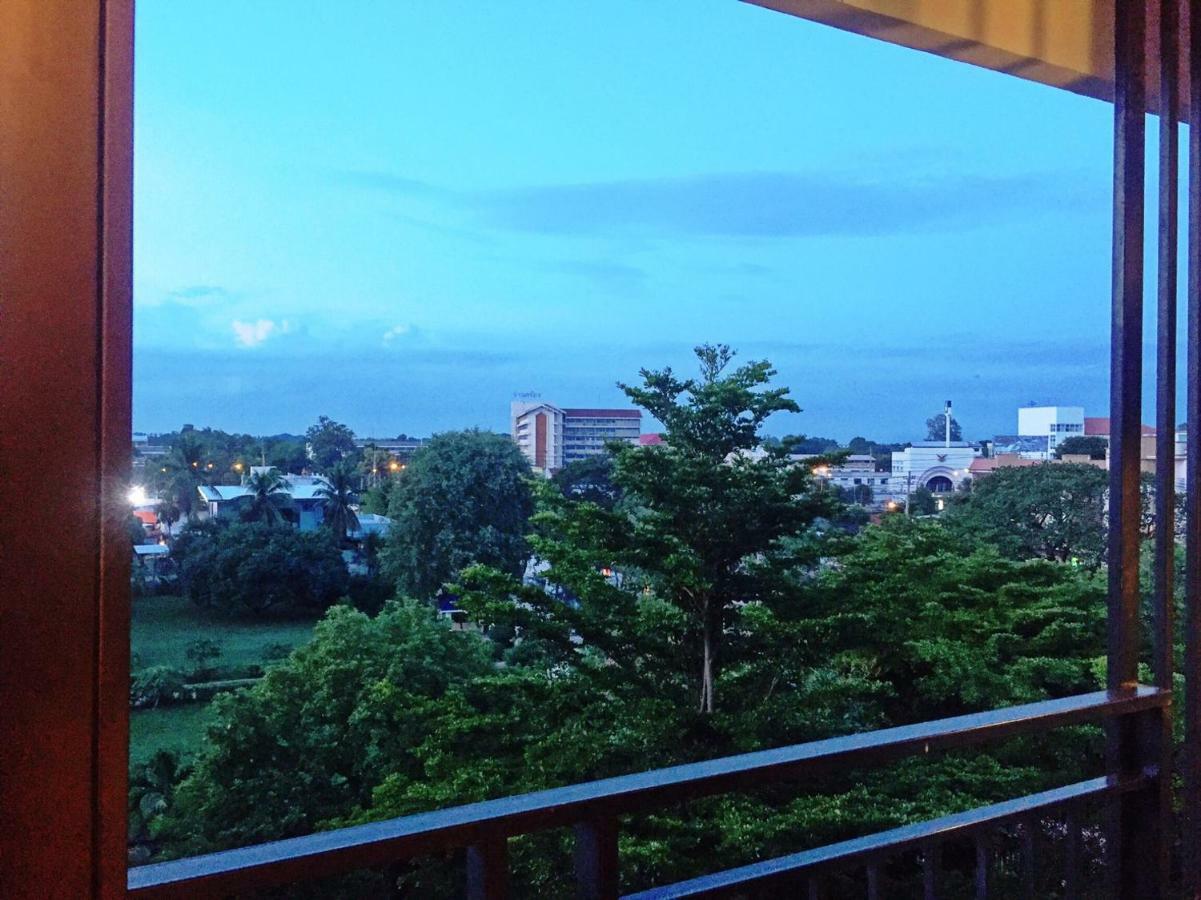 The Harmony Ville Phitsanulok Exteriör bild